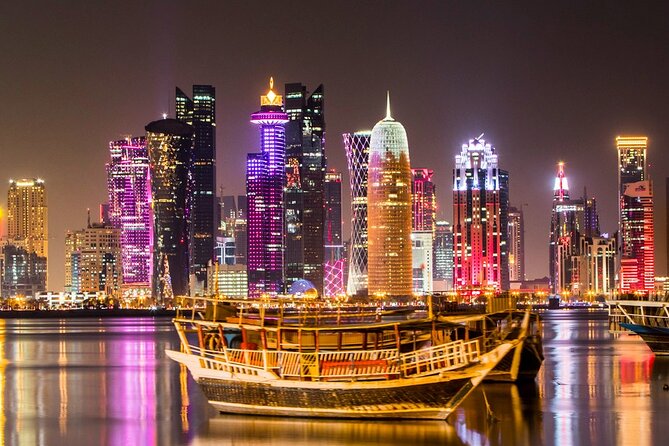 City Tour In Doha || Souq Waqif || Courniche || The Pearl,Katara - Katara Cultural Village: art, performance, and public space