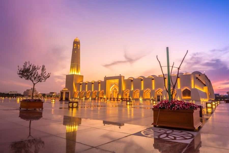 Cultural Tour: Sheikh Faisal Museum & Souq Waqif with Meal - Why this half-day Doha tour works