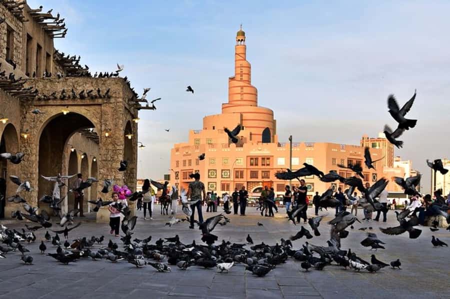 Cultural Tour: Sheikh Faisal Museum & Souq Waqif with Meal - Moving from museum displays to Souq Waqif