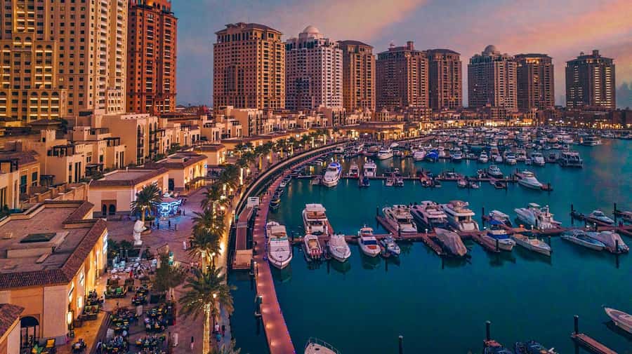 Discover Doha: City Highlights Guided Tour with transport - West Bay: a final look at modern Doha