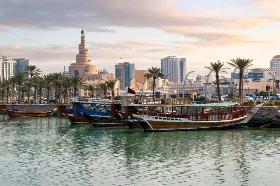 Doha: 2 Hour Express City Tour- Katara | Corniche | West Bay - Who should book this two-hour route