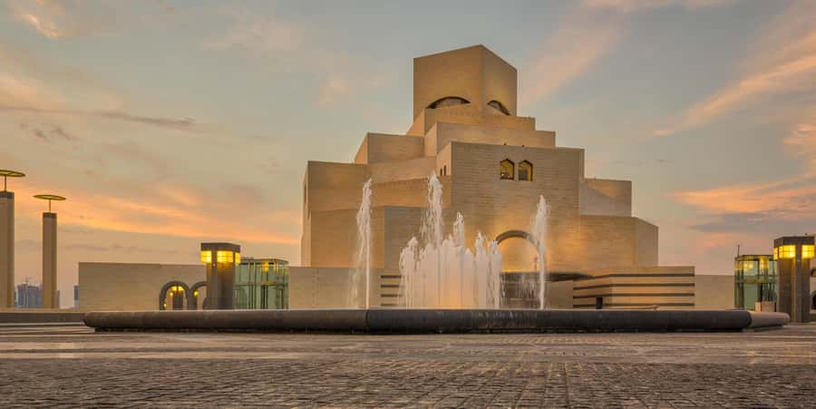 Doha: 2 Hour Express City Tour- Katara | Corniche | West Bay - Dhow Harbour and the Museum of Islamic Art viewpoint