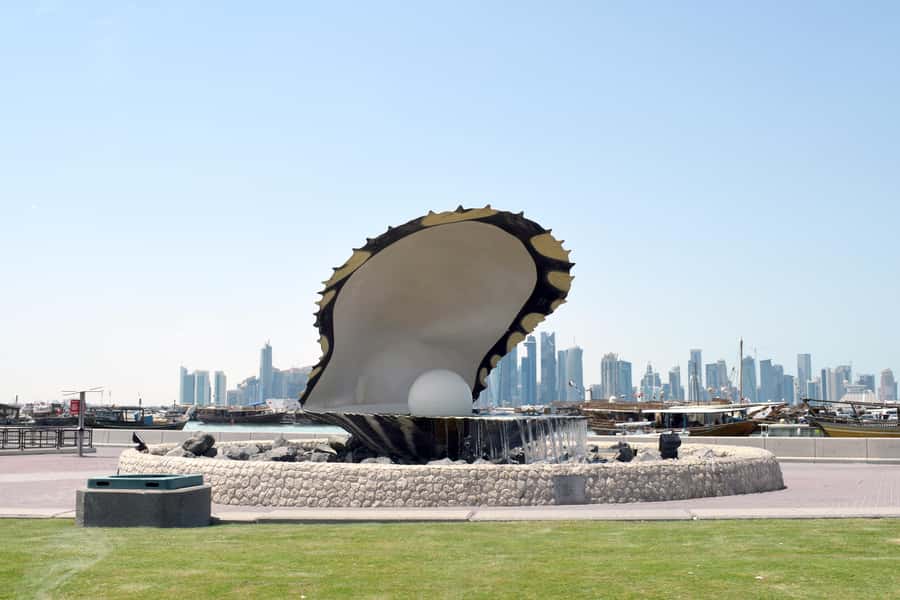 Doha: City Guided Tour with Dhow Boat Ride Private Tour - What this four-hour Doha tour is really designed to do
