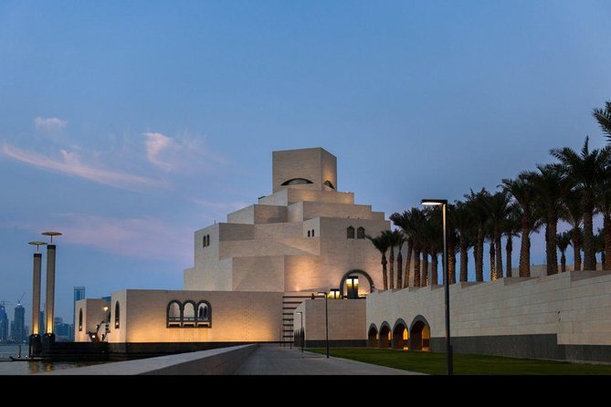 Doha City Tour: Souq Waqif, Katara, The Pearl, and Corniche - Timing, heat, and the risk of a closed attraction