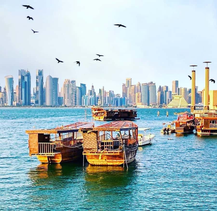 Doha City tour with Traditional Arabic Meal - Souq Waqif and the falcon shops