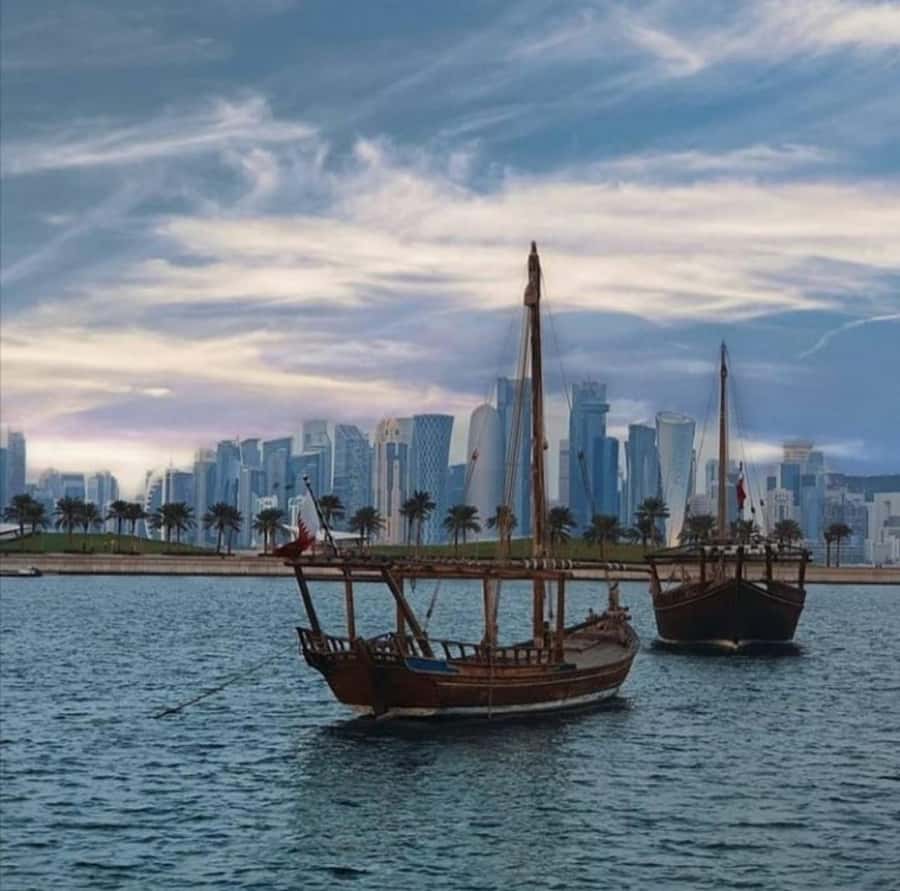 Doha City tour with Traditional Arabic Meal - The Pearl-Qatar and Porto Arabia Boardwalk
