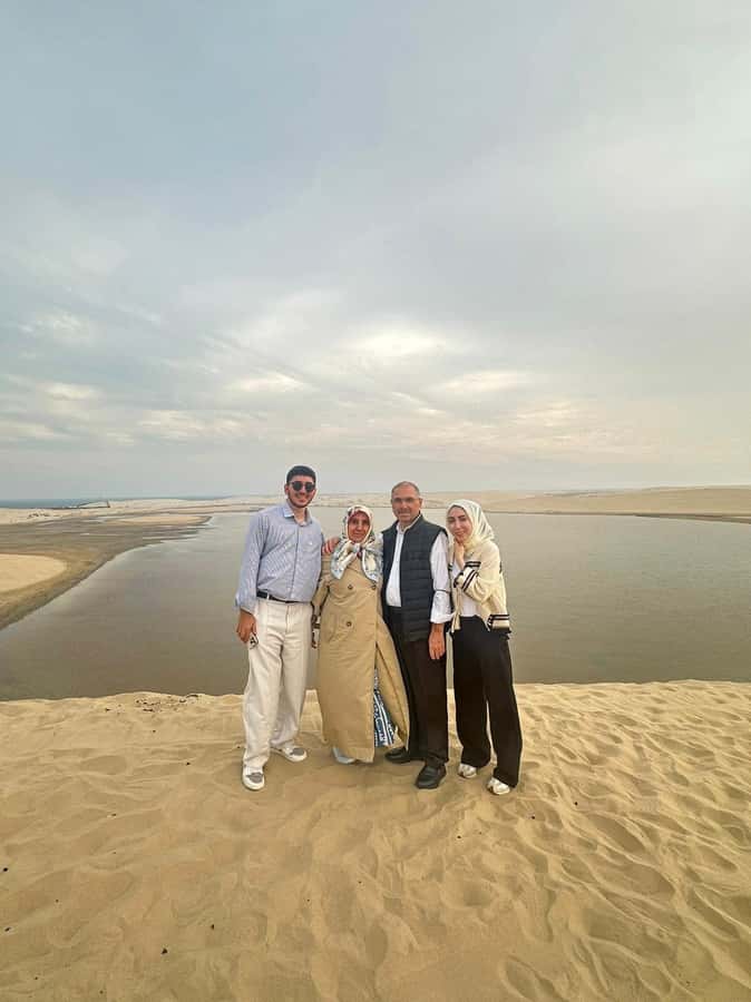 Doha; Desert safari, camel ride, sandboarding, Inland Sea - Who should book this desert safari?