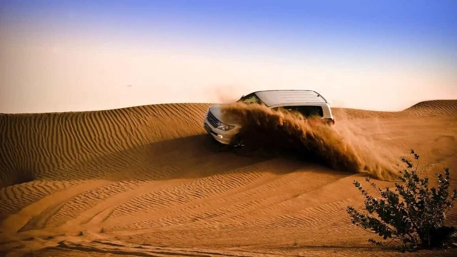 Doha: Desert Safari, Sandboarding, Camel Ride and Inland Sea - From Doha to Mesaieed: the first 50 minutes