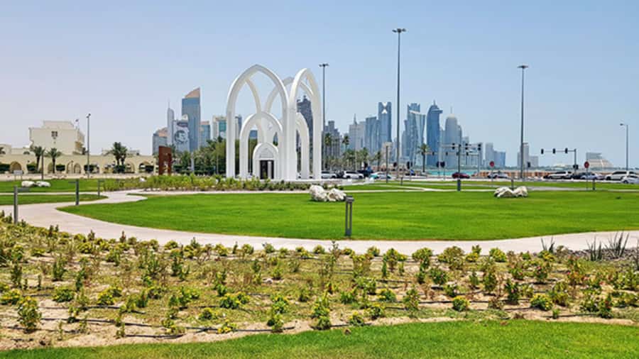 Doha: Doha city tour & Dhow boat cruise (4 or 8 hrs option) - Dhow Harbour and the Corniche from the water