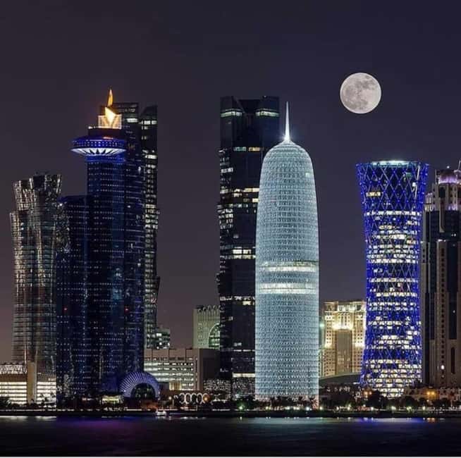 Doha: Doha Night City Tour from Hotel or Airport pickup - The Corniche and the skyline under the stars