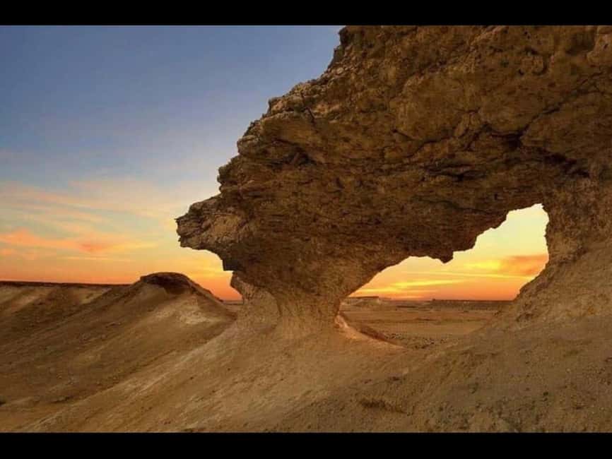 Doha: Full-Day North and West Tour with Forts and Qatari - Richard Serra’s Desert Work and the Zekreet Rock Formations