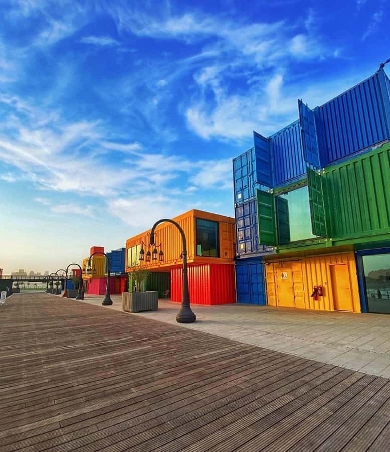 Doha: Guided City Tour with Hotel or Airport Transfer - The Pearl-Qatar: reclaimed land and polished neighborhoods