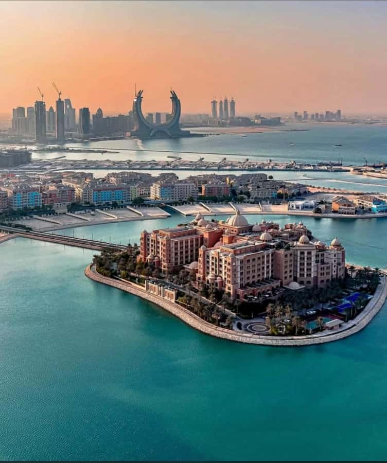 Doha: Guided City Tour with Museum of Islamic Art Visit - Souq Waqif and the Falcon Souq