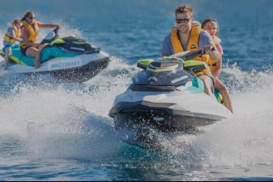 Doha: Jet Ski Adventure with Skyline and Pearl Qatar View - Why a jet ski is a smart way to see Doha