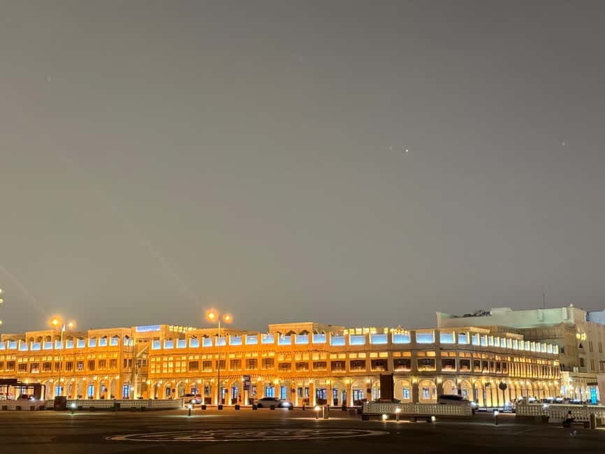 Doha: Layover night city private tour with Pickup & Drop off - Doha Corniche and the city skyline