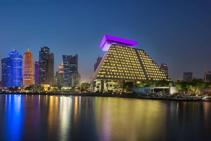 Doha: Night City Tour |Corniche |katara |Souq Waqif |Pearl - What the $25 price really includes