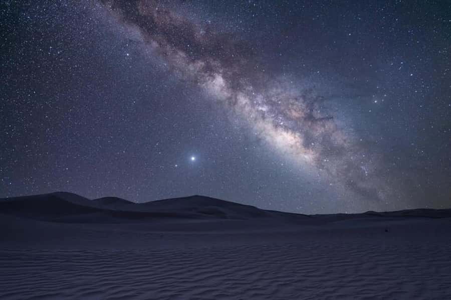 Doha: Night Safari with Dune Bashing and Camel Ride - Guide service and the human side of the trip