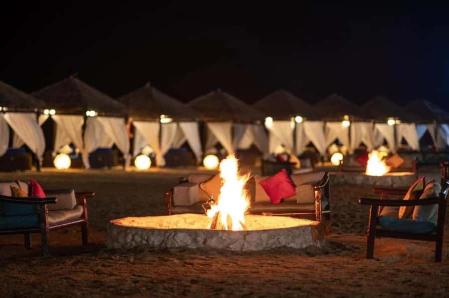 Doha: Overnight Desert Safari with 4x4 Ride and Camp Stay - The 4x4 ride across the dunes