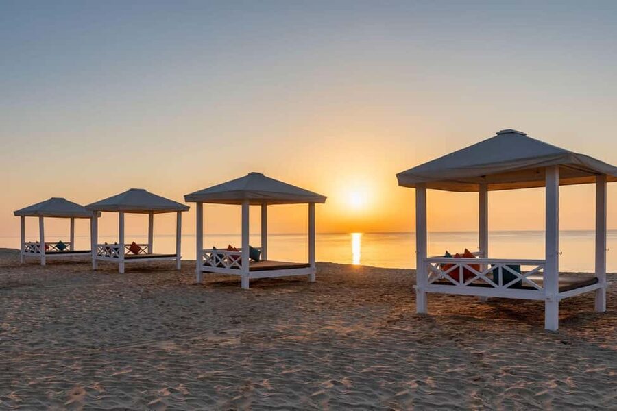 Doha: Overnight Desert Safari with Dinner and Breakfast - Leaving Doha for the Sealine desert