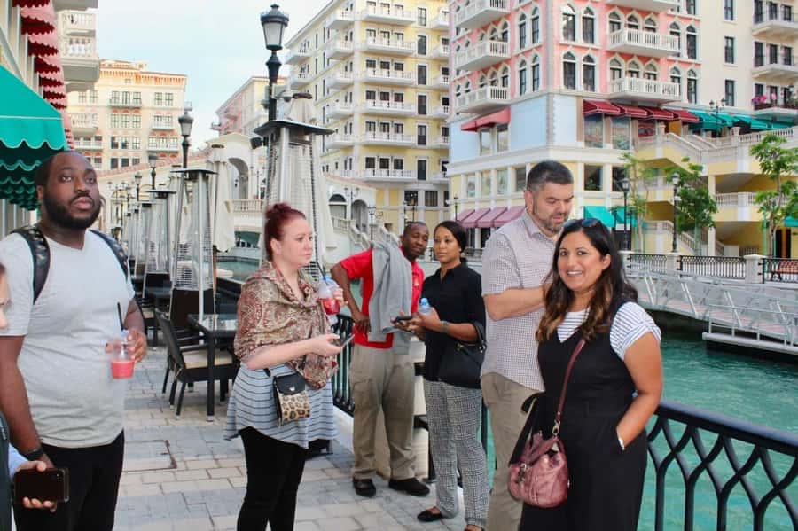 Doha: Pearl & Gewan Islands Food & Boat Tour with 7 Tastings - The electric boat ride through Qanat Quartier