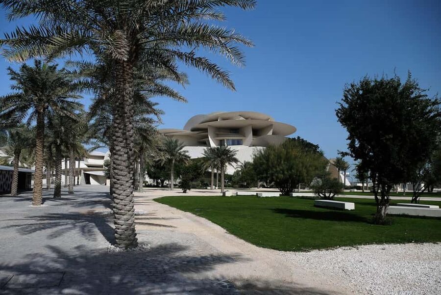 Doha: Private City Tour Featuring Doha’s Famous Landmarks - The Pearl Qatar: Doha’s polished Arabian Riviera