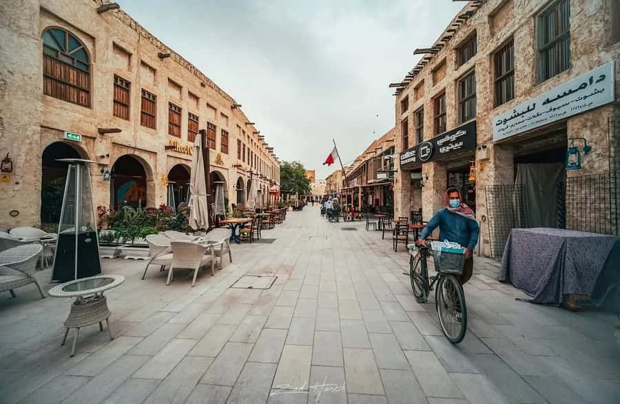 Doha: Private City Tour with Souq Waqif,Katara,The pearl etc - An hour among the lanes of Souq Waqif
