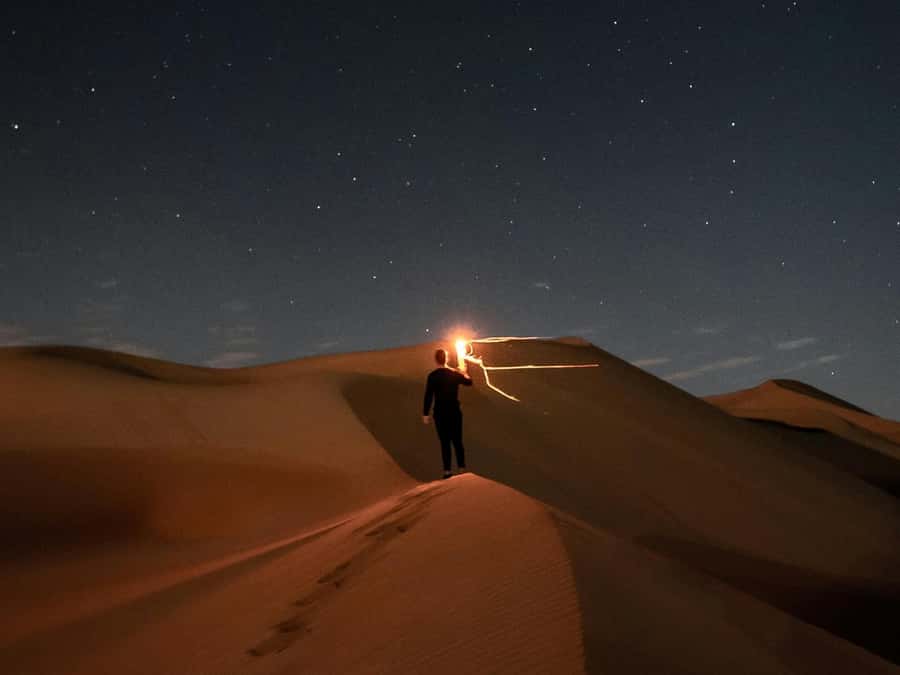 Doha: Private Desert Safari at Night with Stargazing - What to wear and bring for a night in the sand