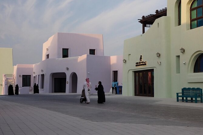 Doha-Private Shopping Tour - The Private Guide Makes the Difference
