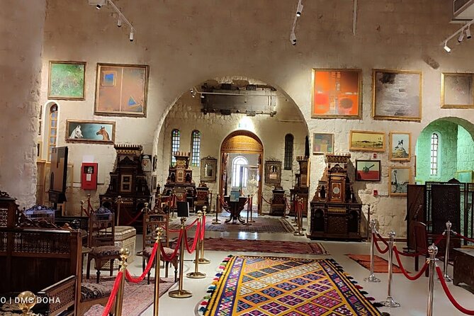 Doha, Qatar: Came Racing Track, Oryx & Sheikh Faisal Museum Tour. - Guides, transport, and the private format