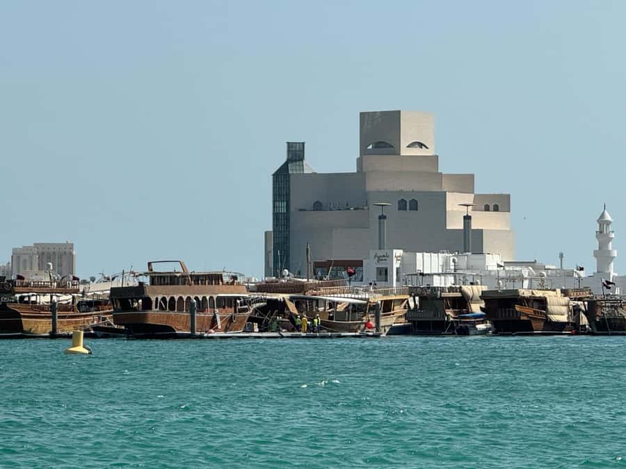 Doha Qatar: Layover City Tour (4-hours Doha Transit Tour) - The guide can make or break the experience