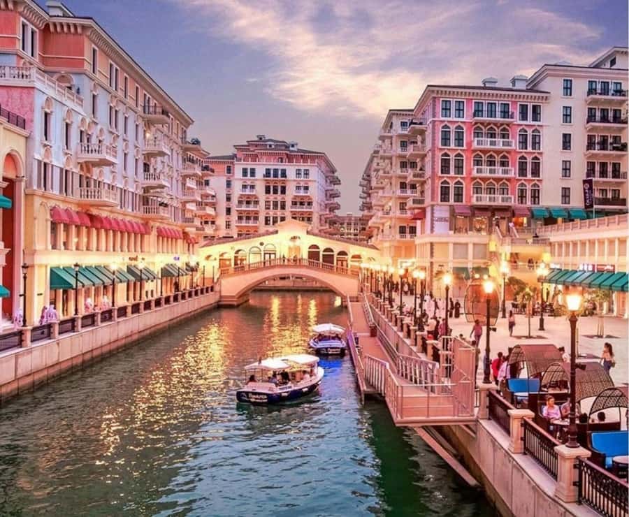 Doha: Sightseeing Tour To All Main Attractions of Doha - A four-hour introduction to Doha
