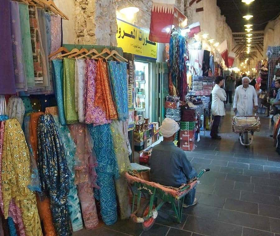 Doha: Souq Waqif Tour & Curated Walk with Guide - Who should book this Souq Waqif walk