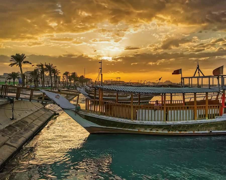 Doha: Sunset Experience, Traditional Dhow Cruise with Dinner - Meeting at the Museum of Islamic Art