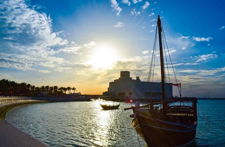Doha: Sunset Serenade Skyline Dhow Cruise with Buffet Dinner - Guides, drivers, and the human side of the trip