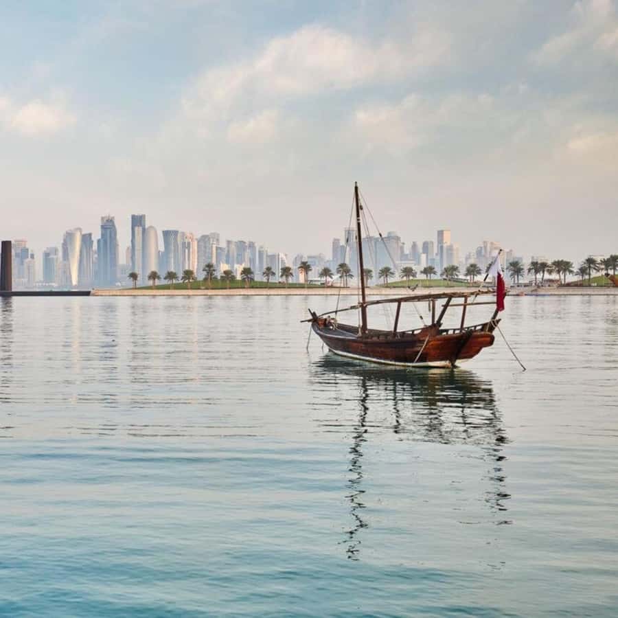 Doha: Traditional Dhow Cruise with Harbour and Skyline View - A peaceful hour for couples, families, and solo visitors