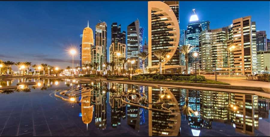 Doha:Traditional Dhow Cruise with Pickup and Drop-off - The Corniche from the Gulf