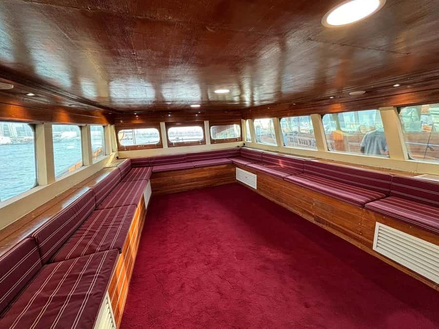 Doha Traditional Dhow Cruise - Mina District brings a splash of color