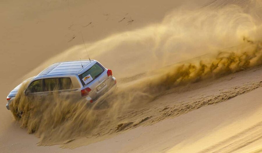 Doha: Transit COMBO- City tour, Desert safari + BBQ meal - The road south and the change from city to sand