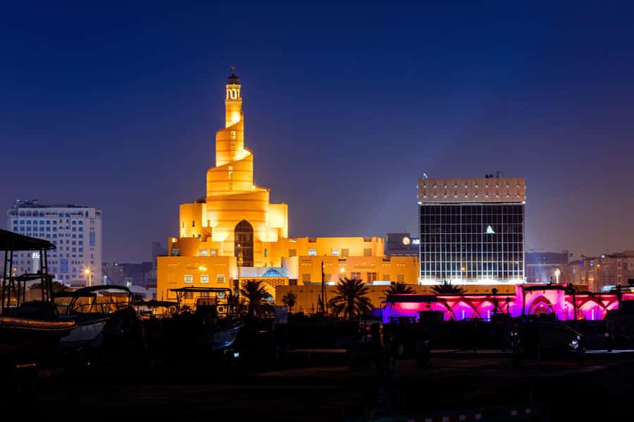 Doha Transit Night City Tour From Doha Airport - Seeing Doha from the Corniche