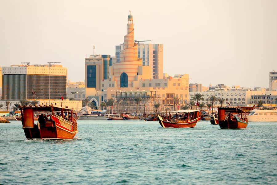 Doha: Visit Cornishe, Pearl, Souq Waqif, Katara, Museum - The Corniche in 15 minutes