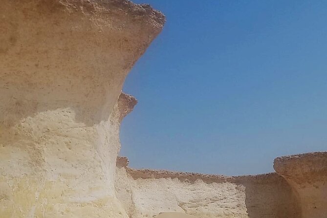 Doha: West Coast Tour , Richard Serra Sculpture, Zekreet - The wildlife reserve and Zekreet Peninsula
