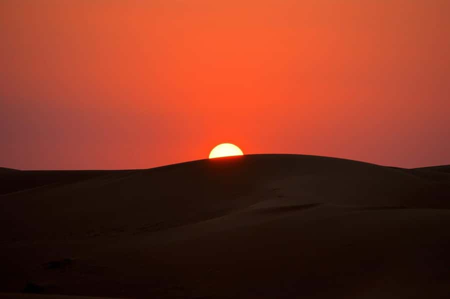 From Doha: Sunrise or Sunset Safari with Sand Boarding - Sunrise or sunset: which option should you choose?