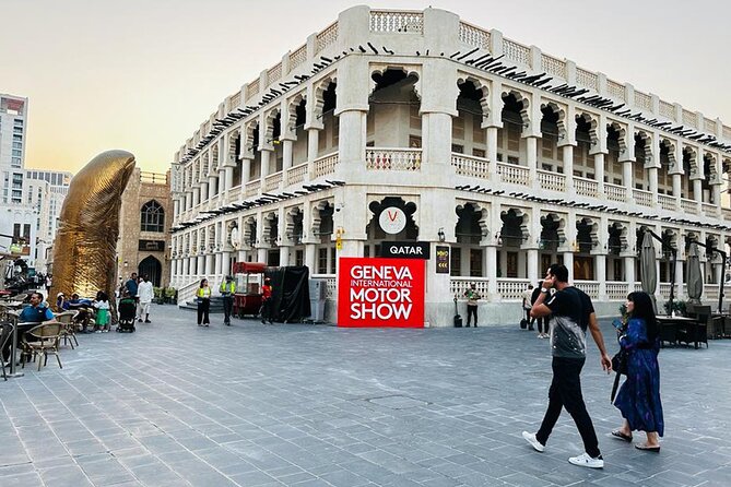 Guided Doha Sightseen Tour By Certified Tour Guide (Private Tour) - Doha Corniche: your first look at the bay