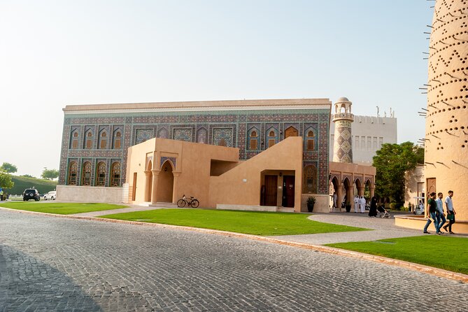 Half Day Doha City Tour with Lunch or Dinner - Guides, Cars, and the Private Experience