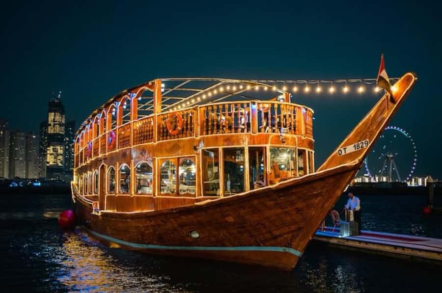 Moonlight on the Marina A Traditional Dhow Cruise Experience - The short transfer and arrival at the dhow harbour