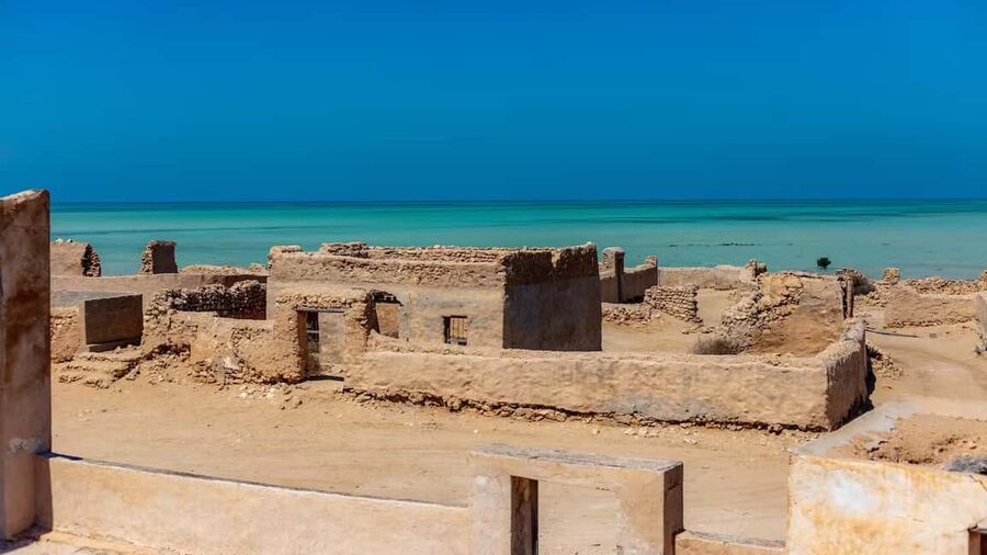 North Qatar: Zubara Fort, Jumail Village, Thakhira Mangroves - Zubara Fort and the UNESCO archaeological site