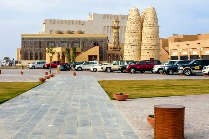 Private City Tour of Doha |Souq Wagif,Corniche,The pearl, Katara - The National Museum’s desert rose design