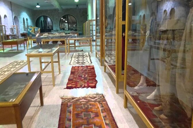 Private Combo Tour to Sheikh Faisal Museum and Camel Racing Track - Sheikh Faisal Museum: two hours of Qatar and beyond