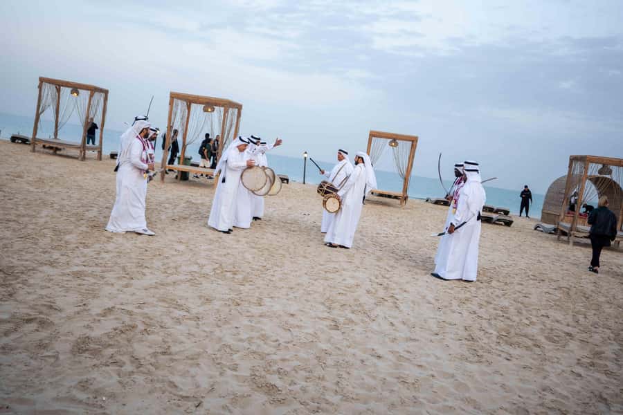 Private Half-Day Desert Safari Tour+Camel Ride - Reaching the Inland Sea near Saudi Arabia