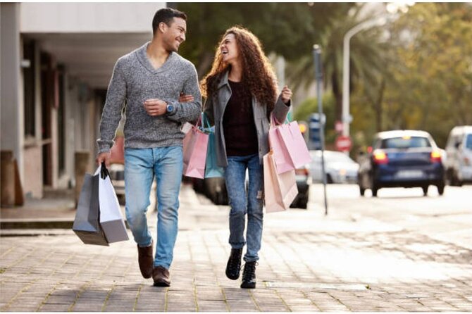 Private Half-day Shopping Tour, Corniche Stop and Doha Skyline - Katara Cultural Village: art, shops, and Qatari crafts